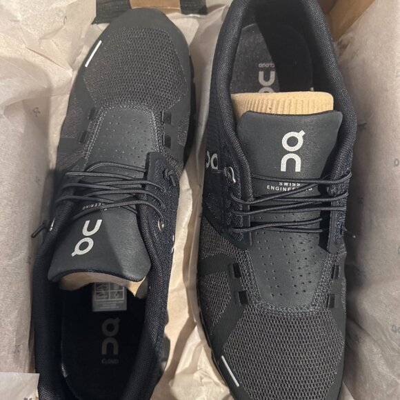 Men's On Running Cloud 5 All Black (M11, New in Box, Never Worn) - Picture 4 of 5